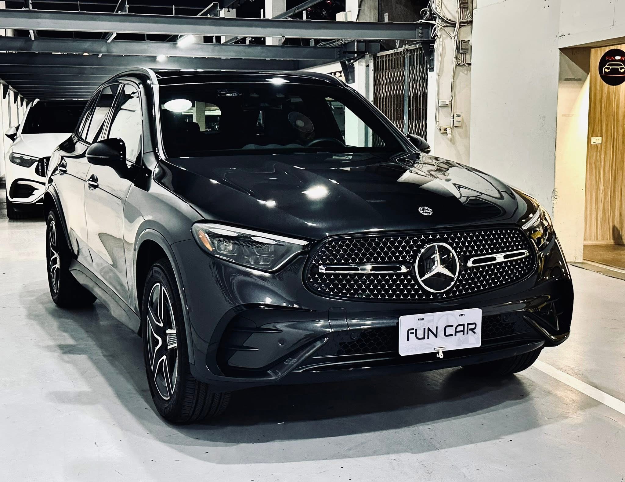 BENZ GLC 300 賓士 新竹外匯車